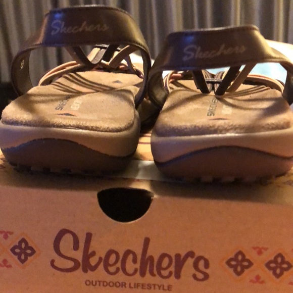 Never been worn!  Skechers Sandals- Very Comfy - Picture 5 of 7